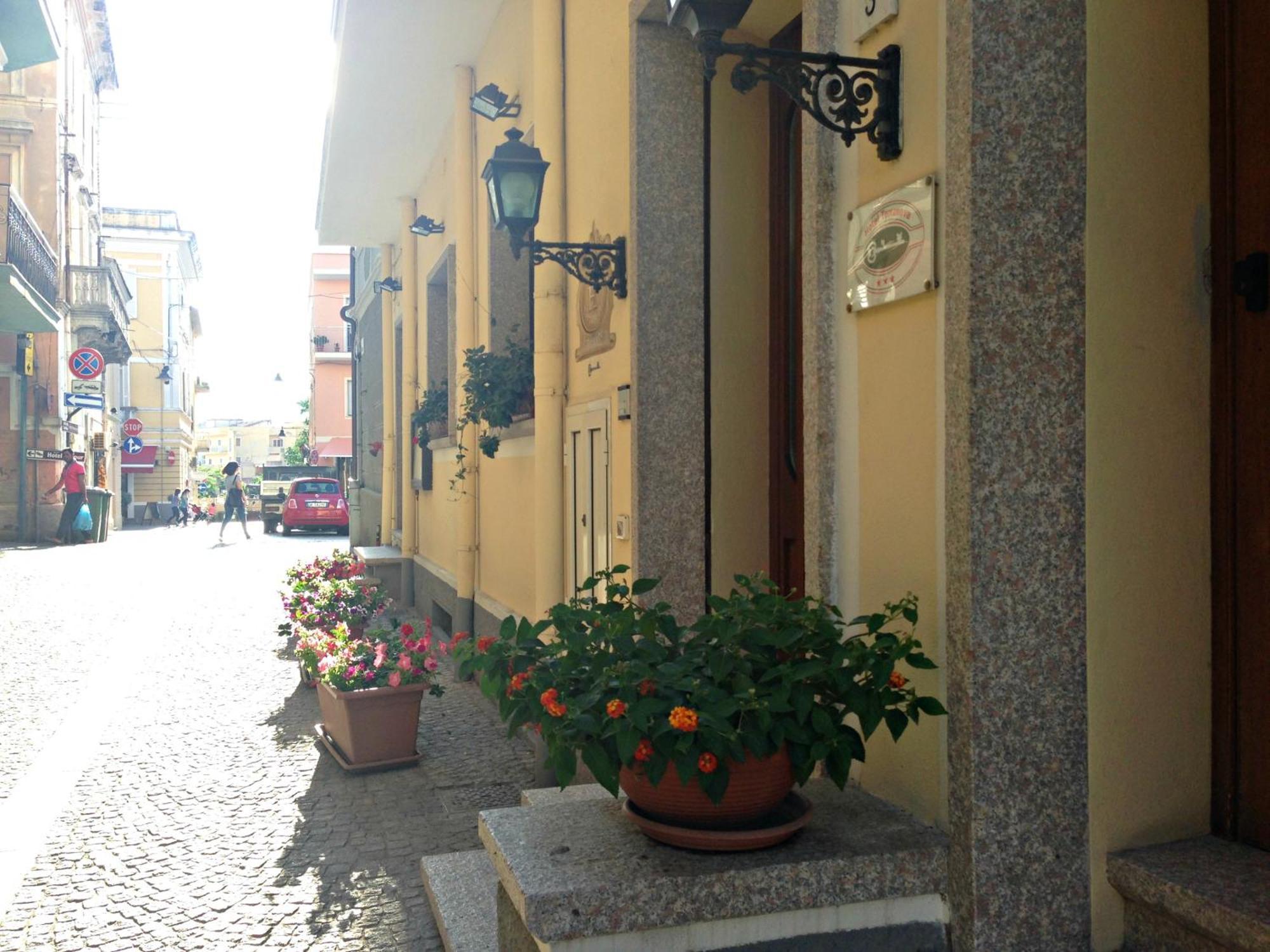 Hotel Terranova Olbia Exterior photo